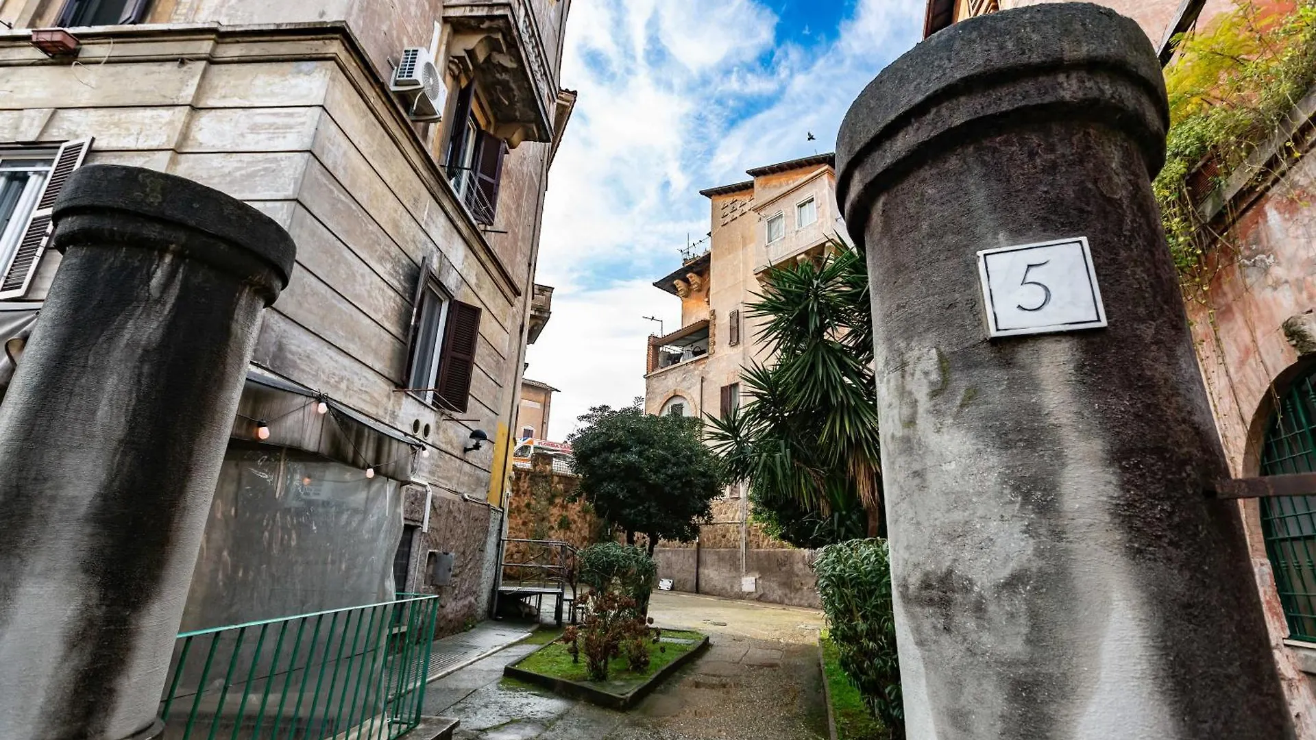 Casa Cesaroni - Zen 34 Apartment Rome Italy